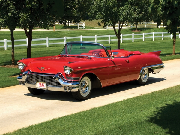 Чем известен Cadillac Eldorado Brougham 1957 года